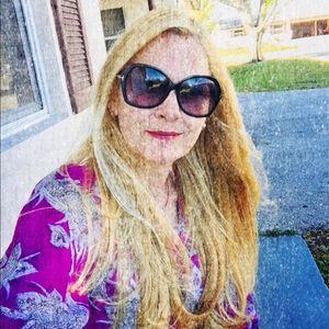 Meet your Posher, Bettell